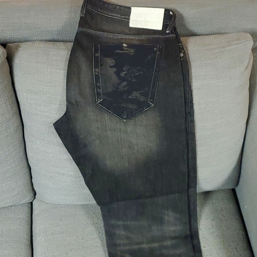 Black style jeans